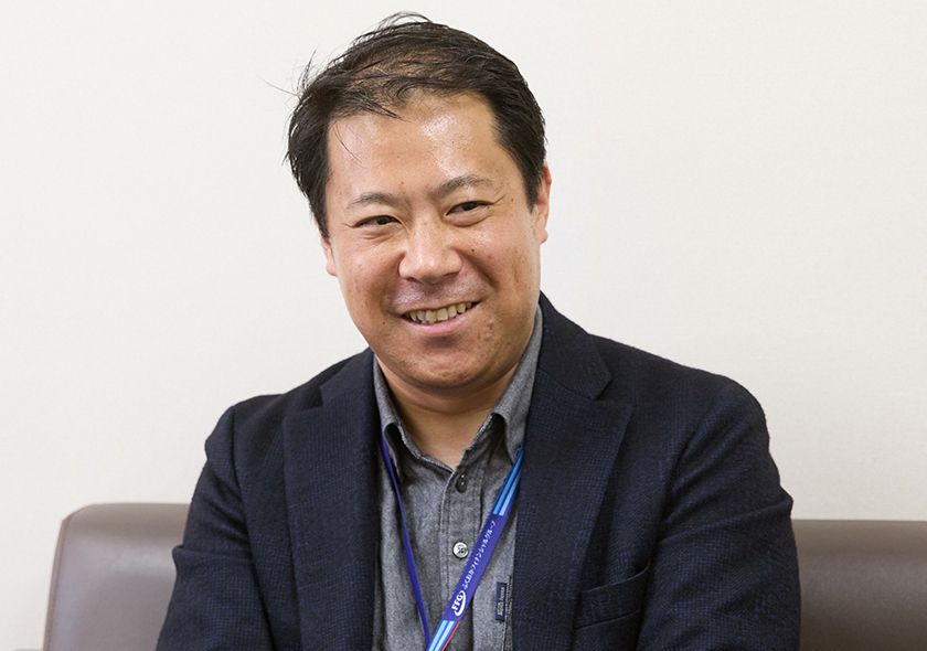 福岡銀行宗像支店の竹村副支店長。